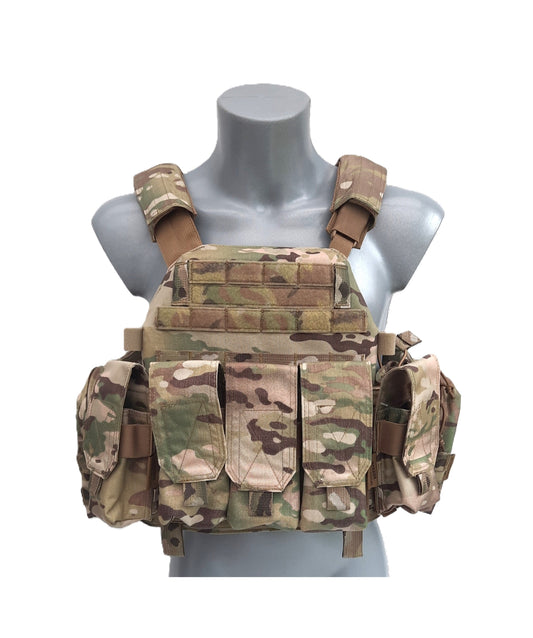 DCS 5.56 Multicam plate carrier klasse 4 klep tassen setup (04)