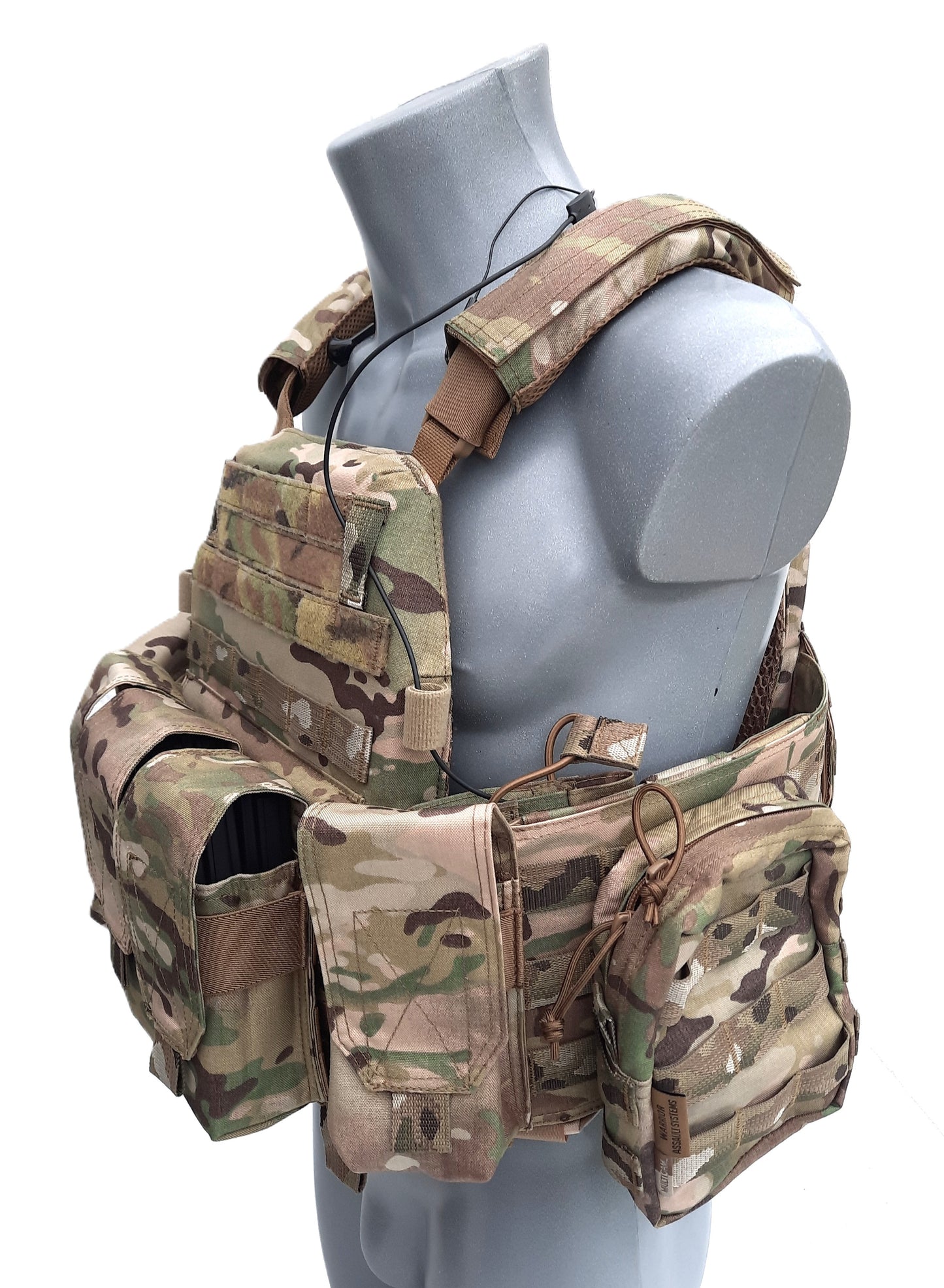 DCS 5.56 Multicam plate carrier klasse 4 klep tassen setup (04)